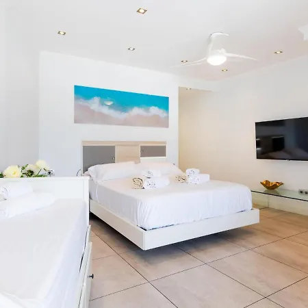 512 La Morera Blanca Luxuri Апартаменты *
